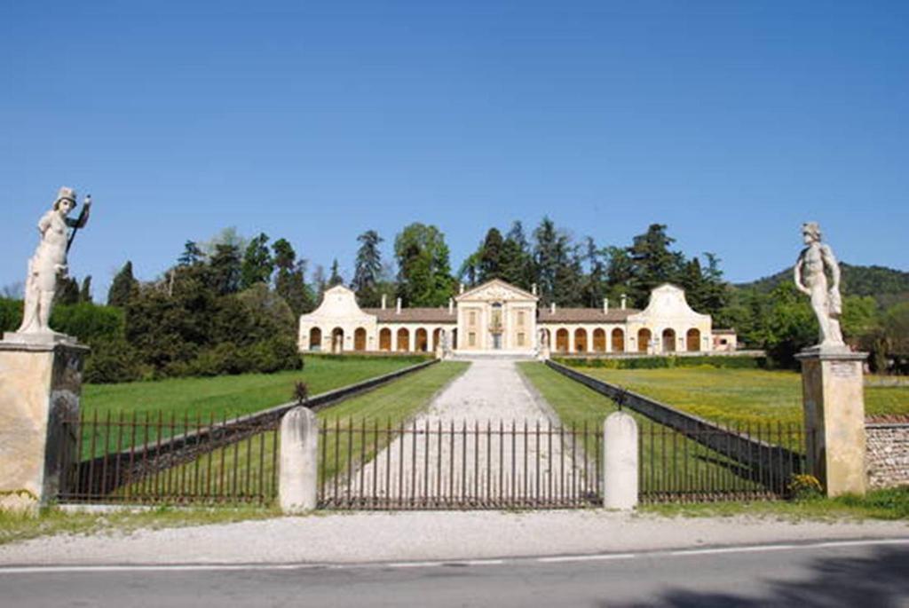 Agriturismo Melo In Fiore Con Camere E Colazioni Nella Zona Del Prosecco Docg Asolo Maser Eksteriør bilde